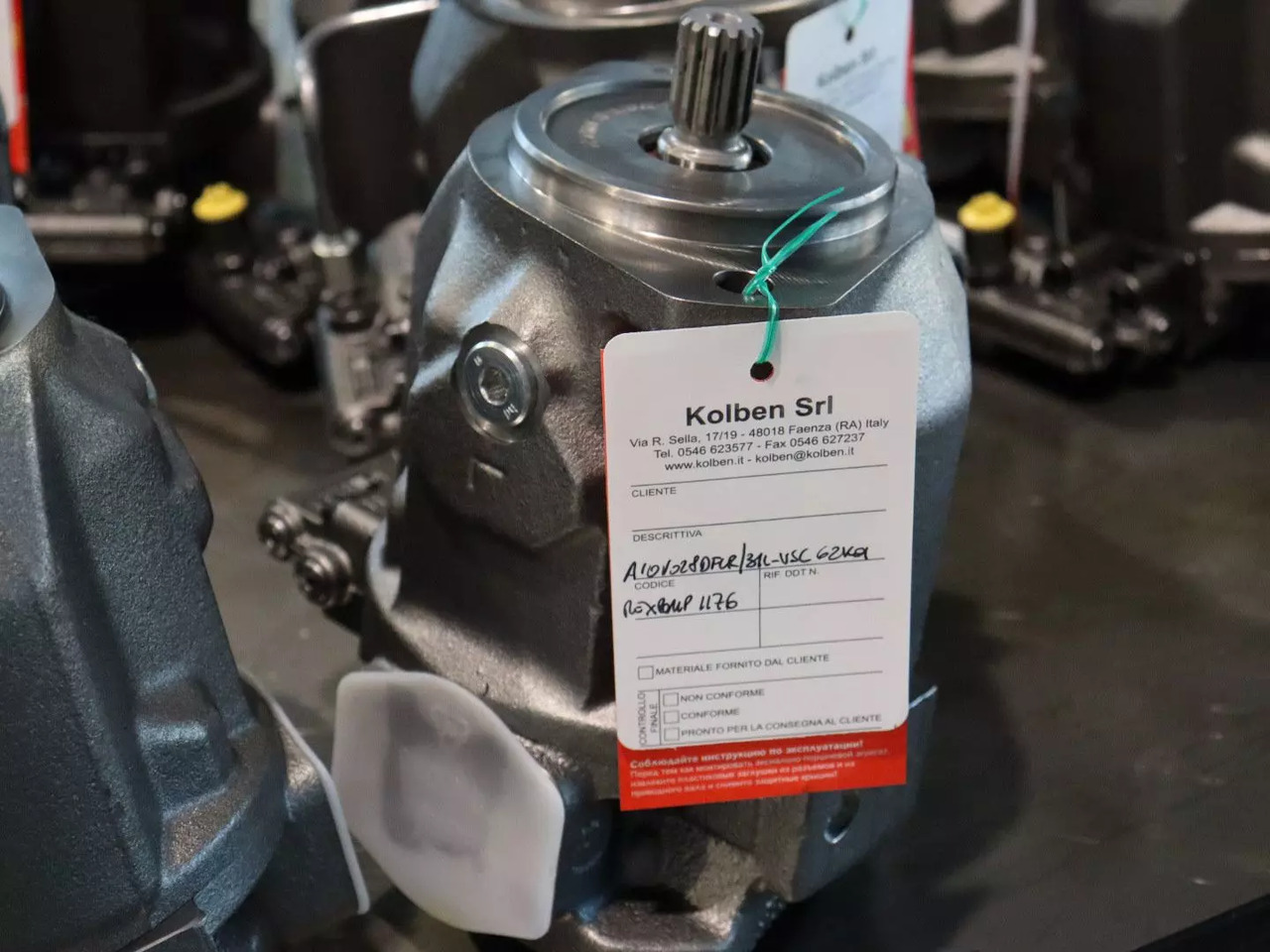 REXROTH A10VO28DFLR/31L-VSC62K01 - Hidraulikus szivattyú - Anyagmozgató gép: 1 kép. REXROTH A10VO28DFLR/31L-VSC62K01 - Hidraulikus szivattyú - Anyagmozgató gép: 1 kép.