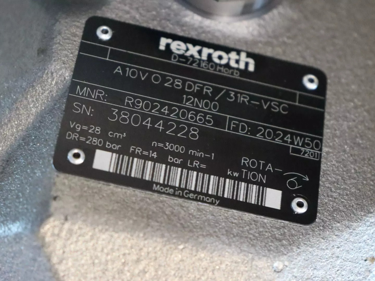 REXROTH A10VO28DFR/31R-VSC12N00 - Hidraulikus szivattyú - Anyagmozgató gép: 4 kép. REXROTH A10VO28DFR/31R-VSC12N00 - Hidraulikus szivattyú - Anyagmozgató gép: 4 kép.