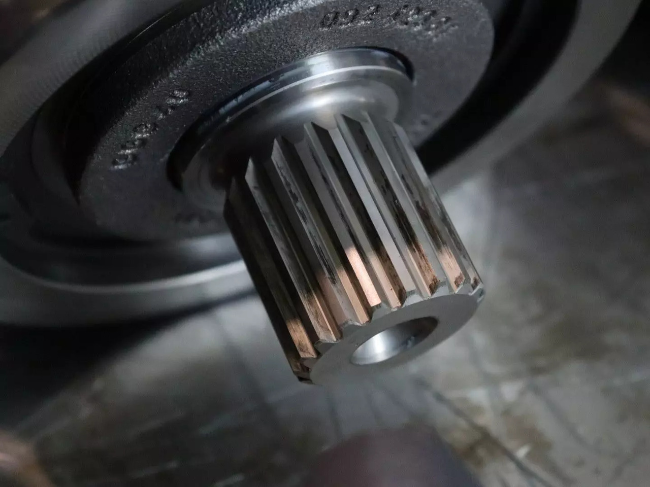 REXROTH A2FM107/61W-VZB010 - Hidraulikus motor - Építőipari gépek: 4 kép. REXROTH A2FM107/61W-VZB010 - Hidraulikus motor - Építőipari gépek: 4 kép.