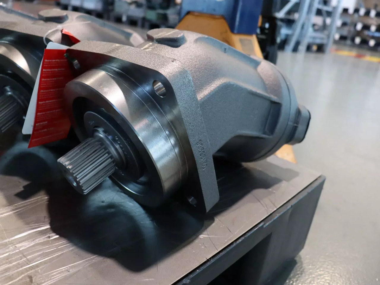REXROTH A2FM160/61W-VAB010 - Hidraulikus motor - Építőipari gépek: 1 kép. REXROTH A2FM160/61W-VAB010 - Hidraulikus motor - Építőipari gépek: 1 kép.