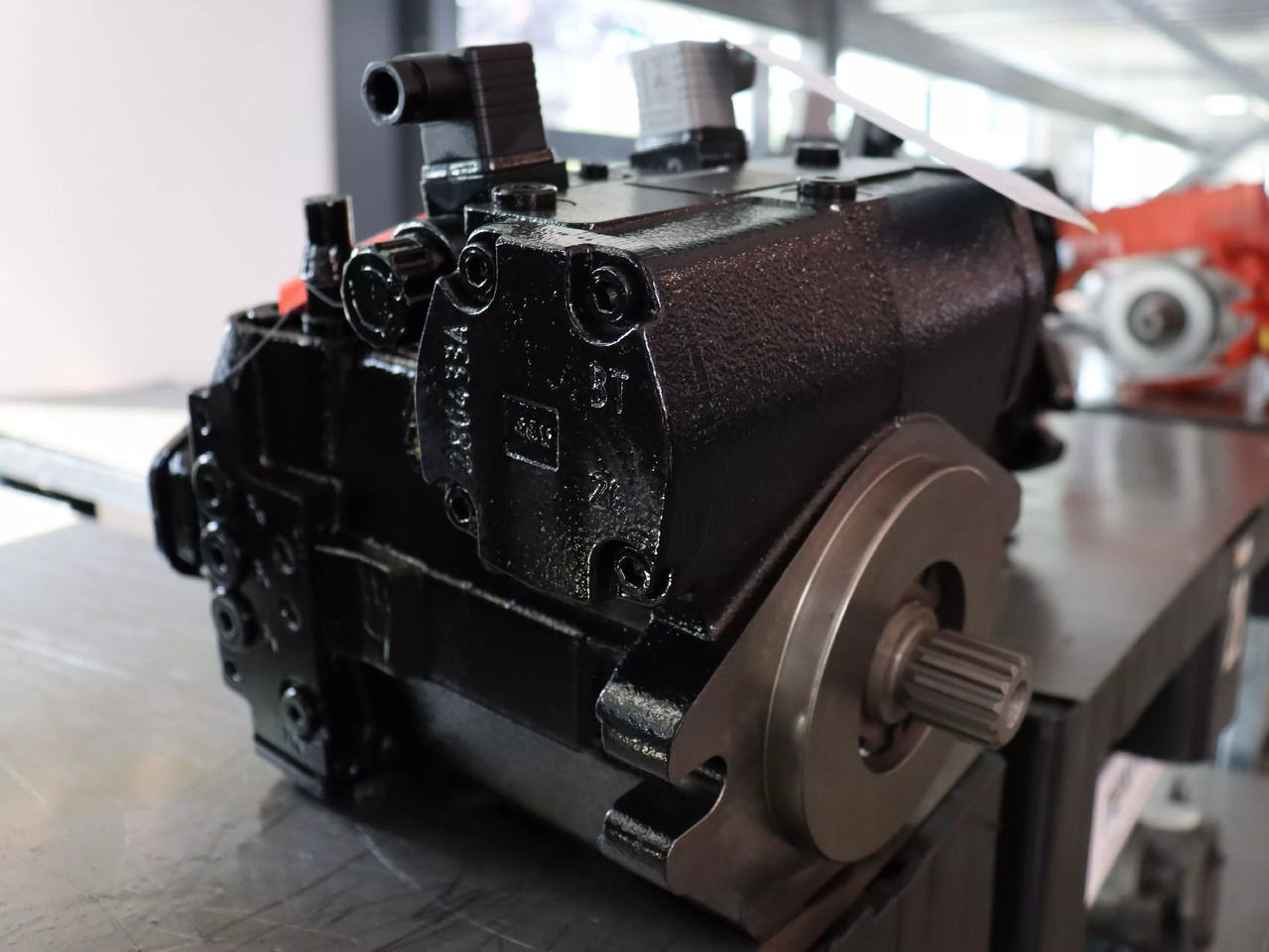 REXROTH A4VG56DA1D7/32R-NZC02F023SH-S - Hidraulikus szivattyú - Anyagmozgató gép: 1 kép. REXROTH A4VG56DA1D7/32R-NZC02F023SH-S - Hidraulikus szivattyú - Anyagmozgató gép: 1 kép.
