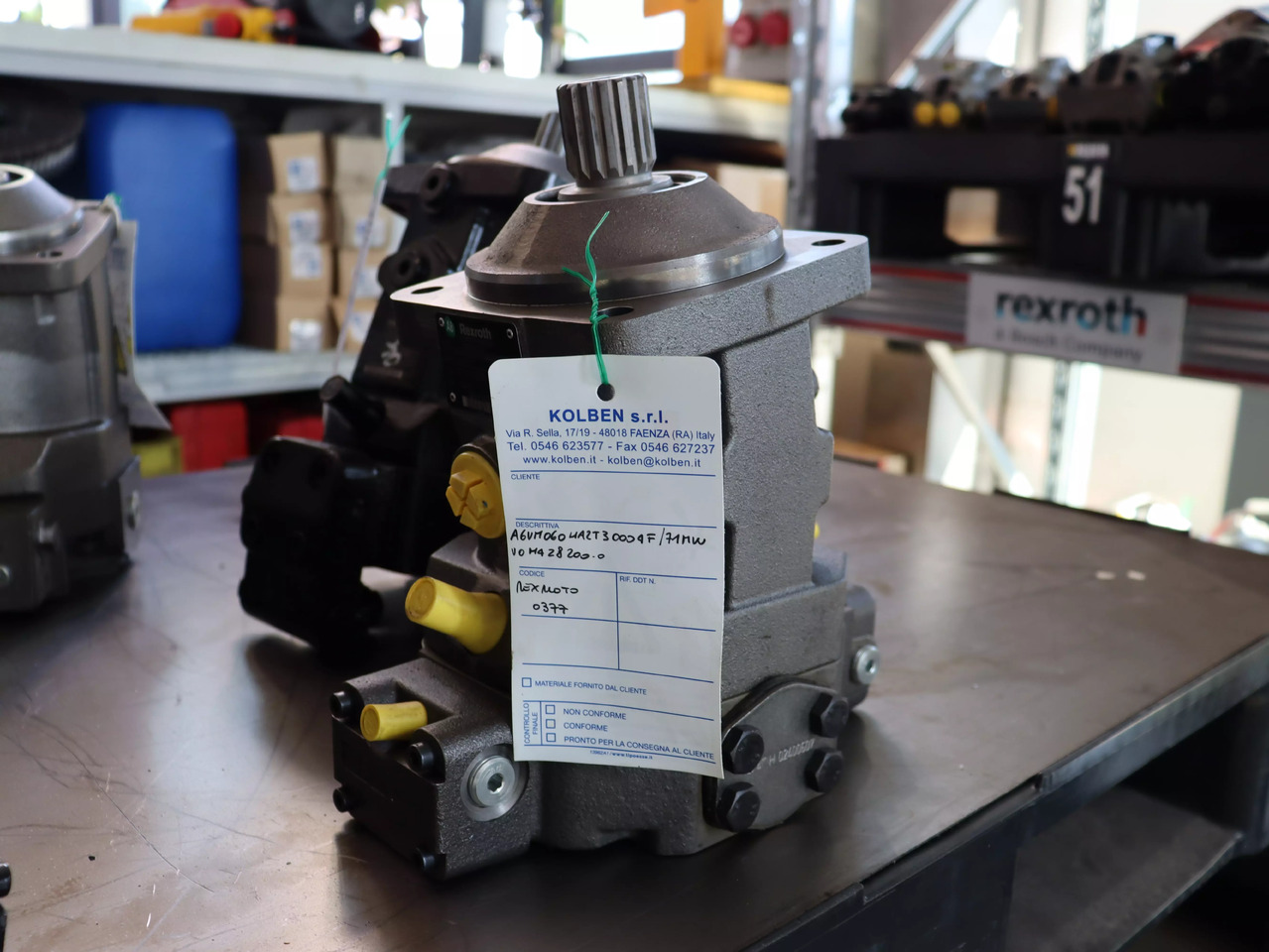REXROTH A6VM060HA2T30004F/71MWV0M4Z8200-0 - Hidraulikus motor - Építőipari gépek: 2 kép. REXROTH A6VM060HA2T30004F/71MWV0M4Z8200-0 - Hidraulikus motor - Építőipari gépek: 2 kép.