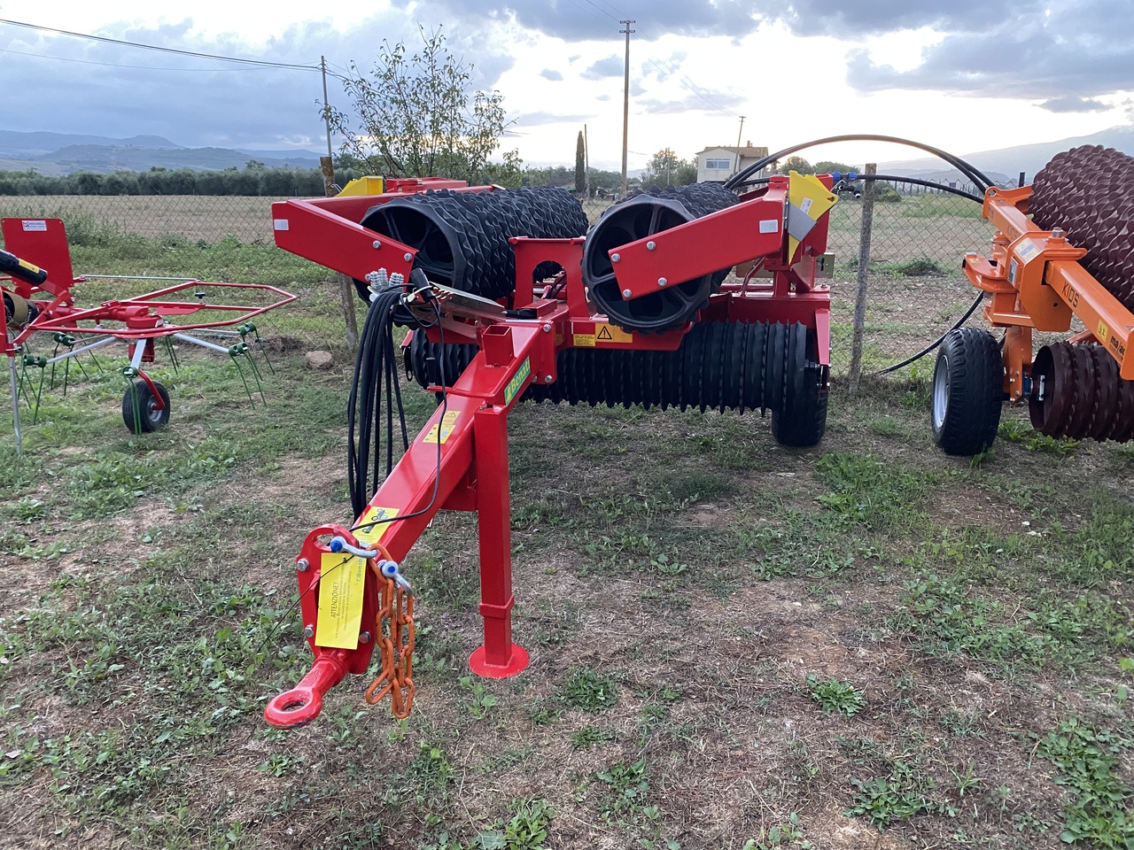 HE VA - Mezőgazdasági hengerek: 2 kép. HE VA - Mezőgazdasági hengerek: 2 kép.