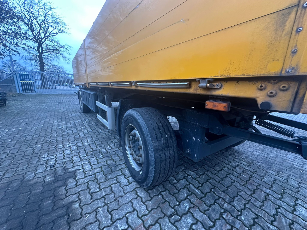 IVECO STRALIS 420 truck open box with TEREX loading crane 290.2E-A3 - Horgos rakodó teherautó, Darus autó: 5 kép. IVECO STRALIS 420 truck open box with TEREX loading crane 290.2E-A3 - Horgos rakodó teherautó, Darus autó: 5 kép.