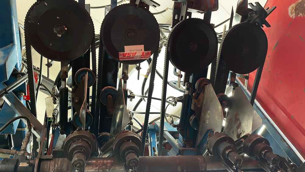 ASA-Lift T-260 B - Szőlőkombájn: 4 kép. ASA-Lift T-260 B - Szőlőkombájn: 4 kép.