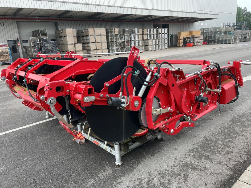 Grimme Intake for VARITRON 470 - row width 90 cm - Szerszám/ Felszerelés: 4 kép. Grimme Intake for VARITRON 470 - row width 90 cm - Szerszám/ Felszerelés: 4 kép.