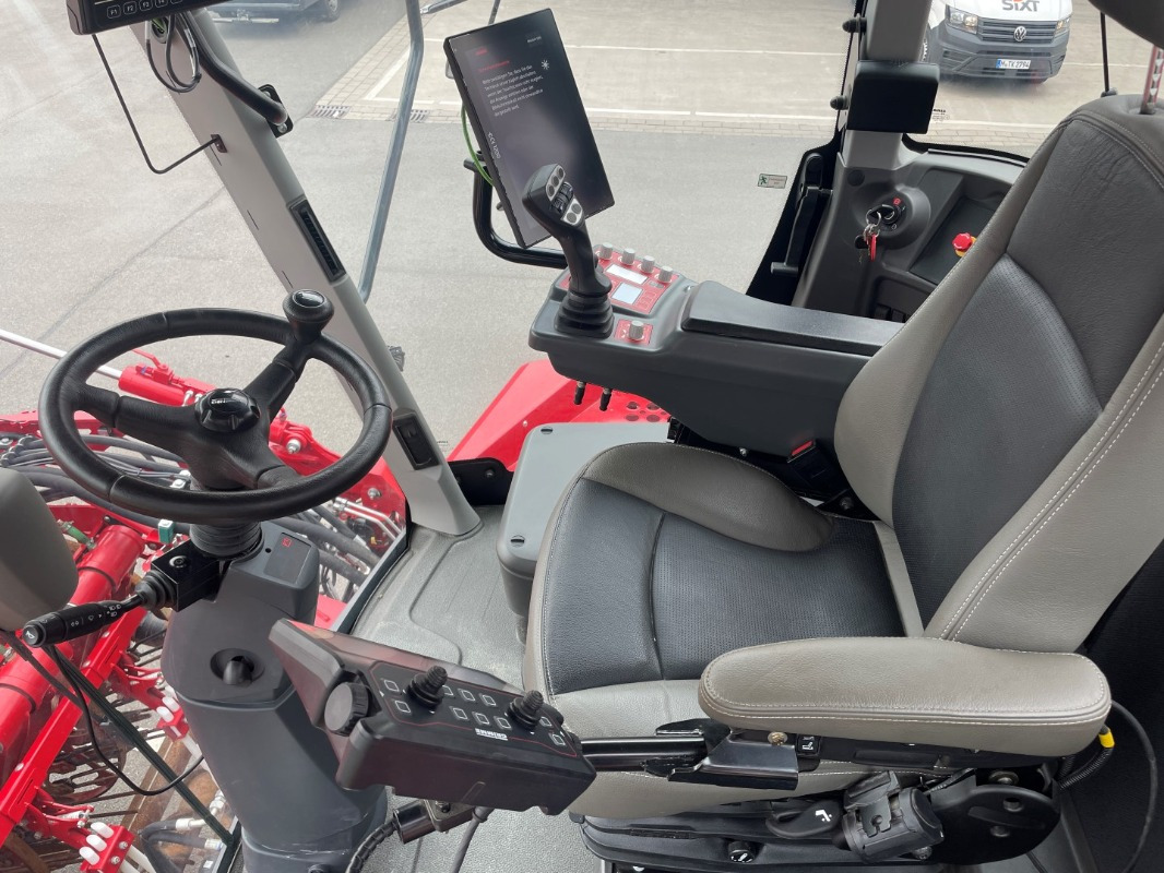 Grimme REXOR 630 / 830 / 930 - Talajművelő gep: 5 kép. Grimme REXOR 630 / 830 / 930 - Talajművelő gep: 5 kép.