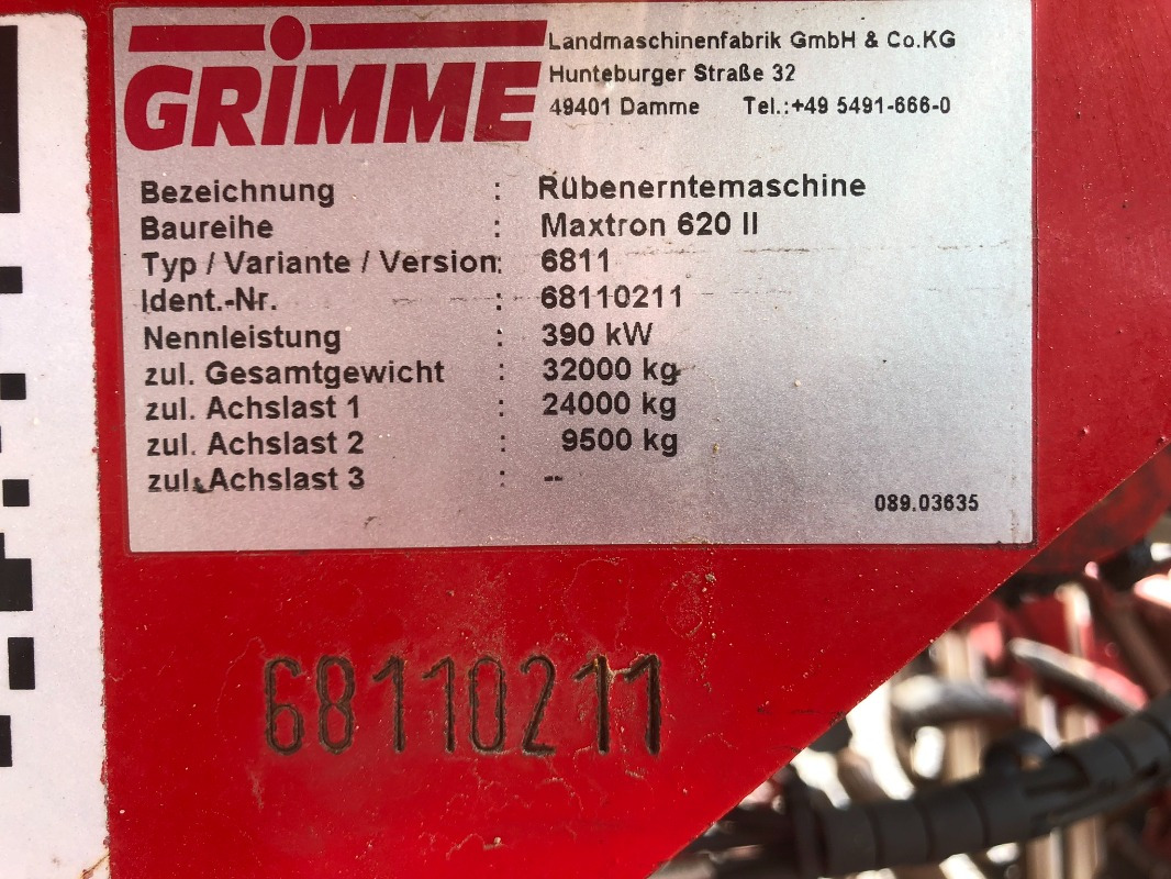 Grimme MAXTRON 620 II - Betakarító gép: 2 kép. Grimme MAXTRON 620 II - Betakarító gép: 2 kép.