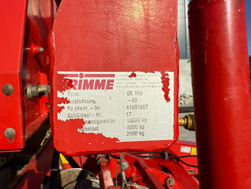 Grimme SE-150-60-NB - Burgonyakombájn: 2 kép. Grimme SE-150-60-NB - Burgonyakombájn: 2 kép.