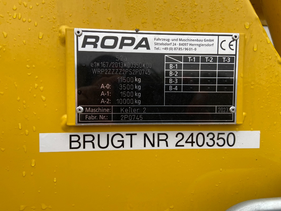 ROPA Keiler II WD Silver Edition - Betakarító gép: 2 kép. ROPA Keiler II WD Silver Edition - Betakarító gép: 2 kép.