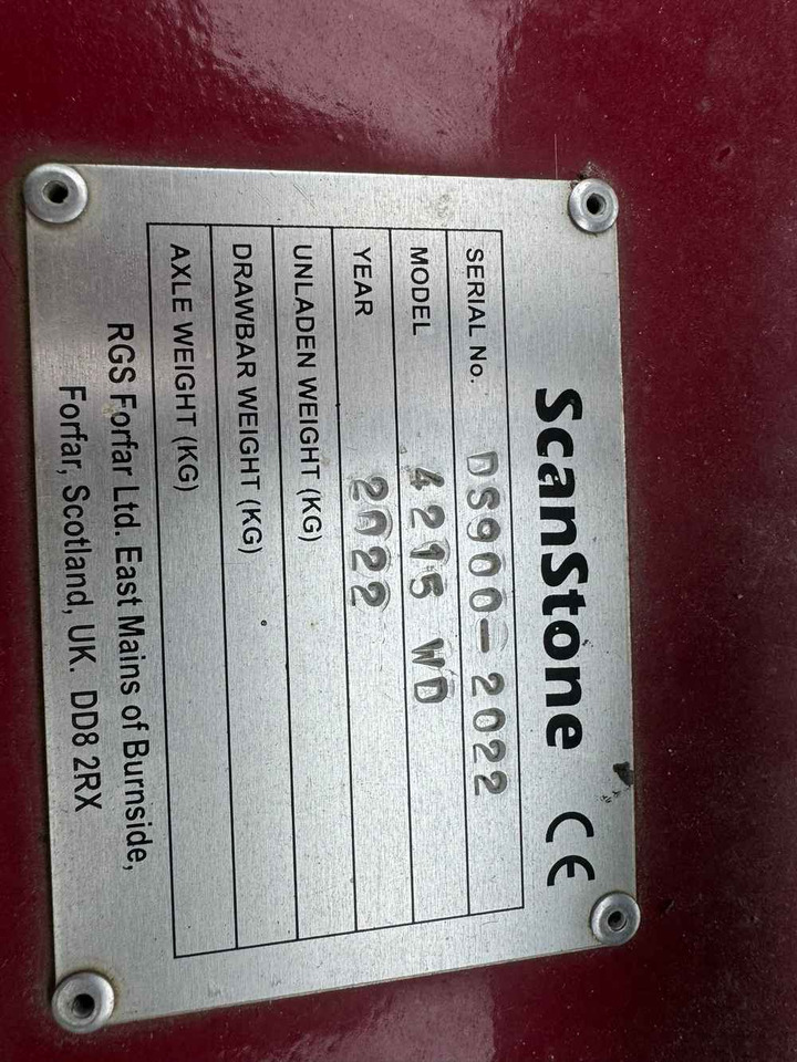 Scanstone 4215 WD - Burgonyakombájn: 2 kép. Scanstone 4215 WD - Burgonyakombájn: 2 kép.