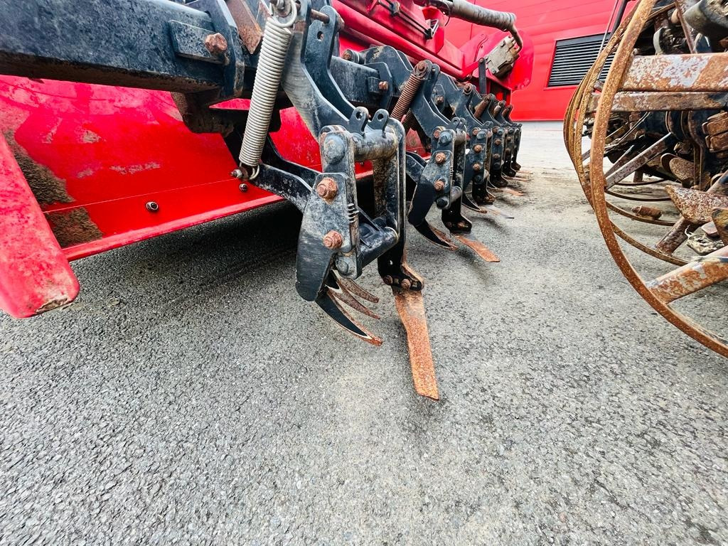 Cukorrépa kombájn Agrifac Lighttraxx: 35 kép.