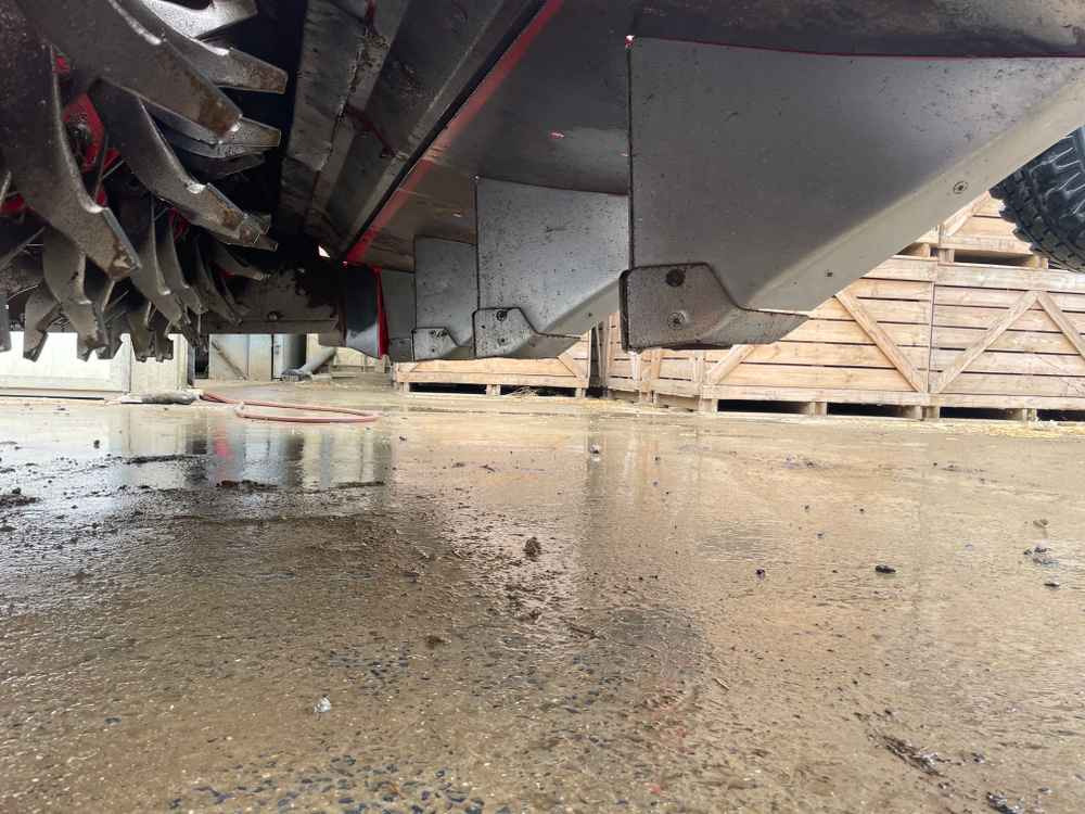 Grimme GF 400 - Betakarító gép: 4 kép. Grimme GF 400 - Betakarító gép: 4 kép.