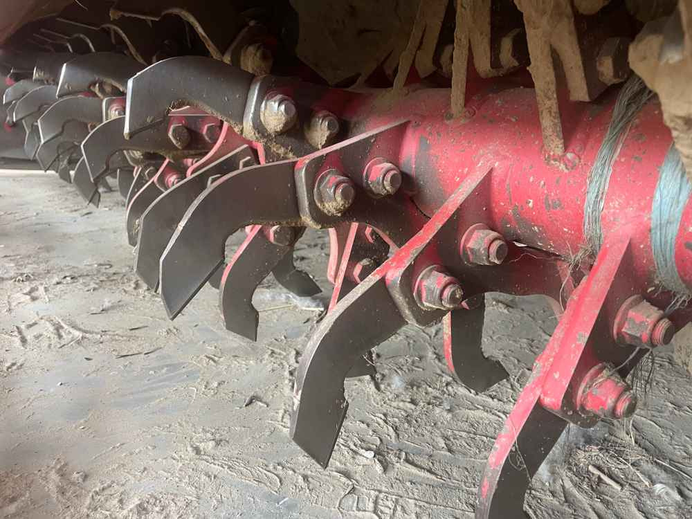 Grimme GR300 - Betakarító gép: 4 kép. Grimme GR300 - Betakarító gép: 4 kép.