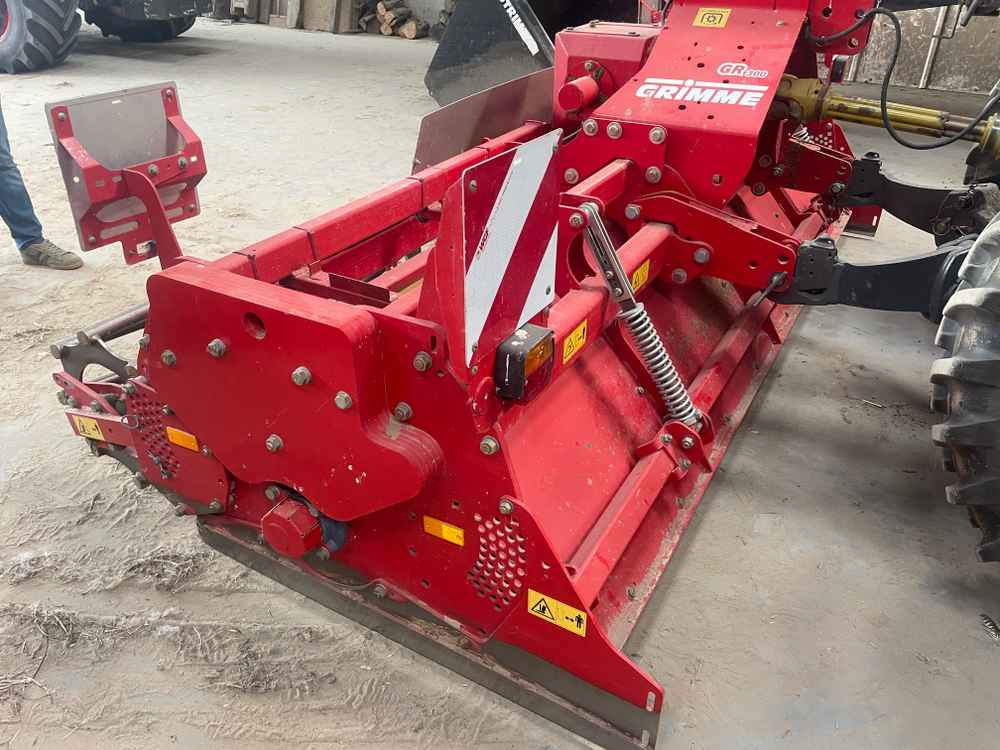 Grimme GR300 - Betakarító gép: 1 kép. Grimme GR300 - Betakarító gép: 1 kép.