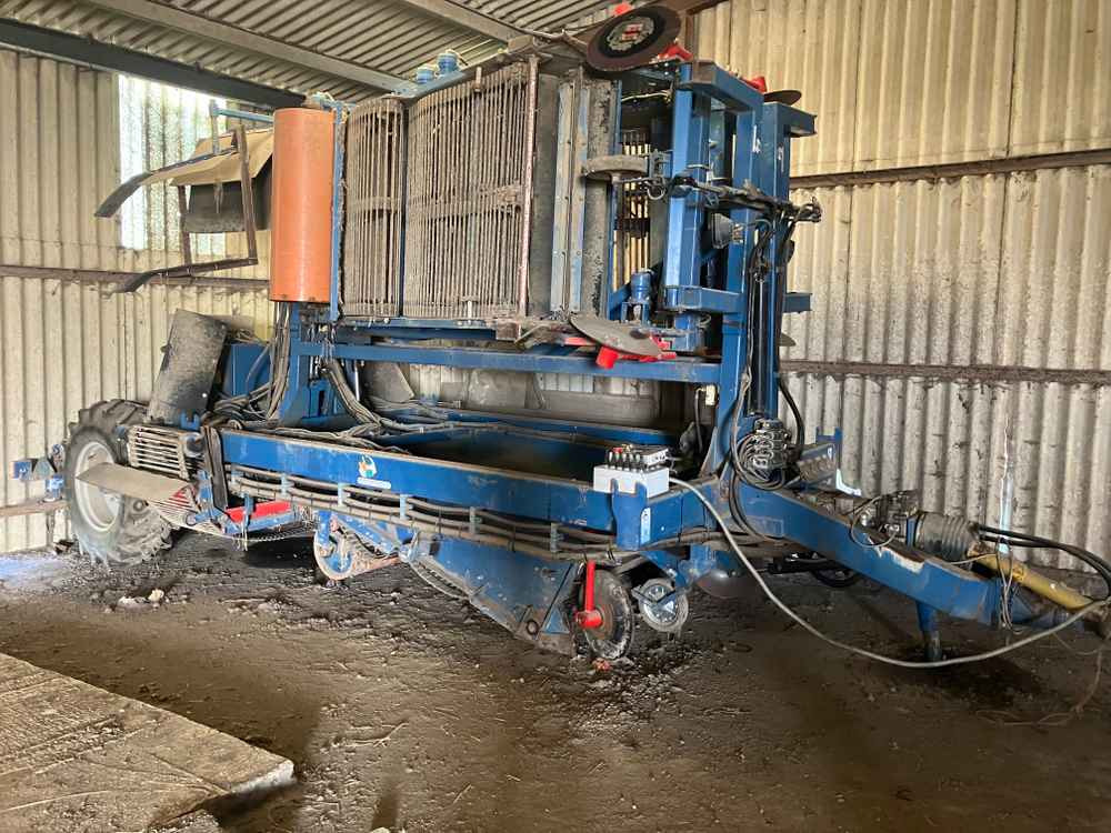 ASA-Lift ASA-Lift, WR300, Triple Bed Windrower - Szőlőkombájn: 1 kép. ASA-Lift ASA-Lift, WR300, Triple Bed Windrower - Szőlőkombájn: 1 kép.