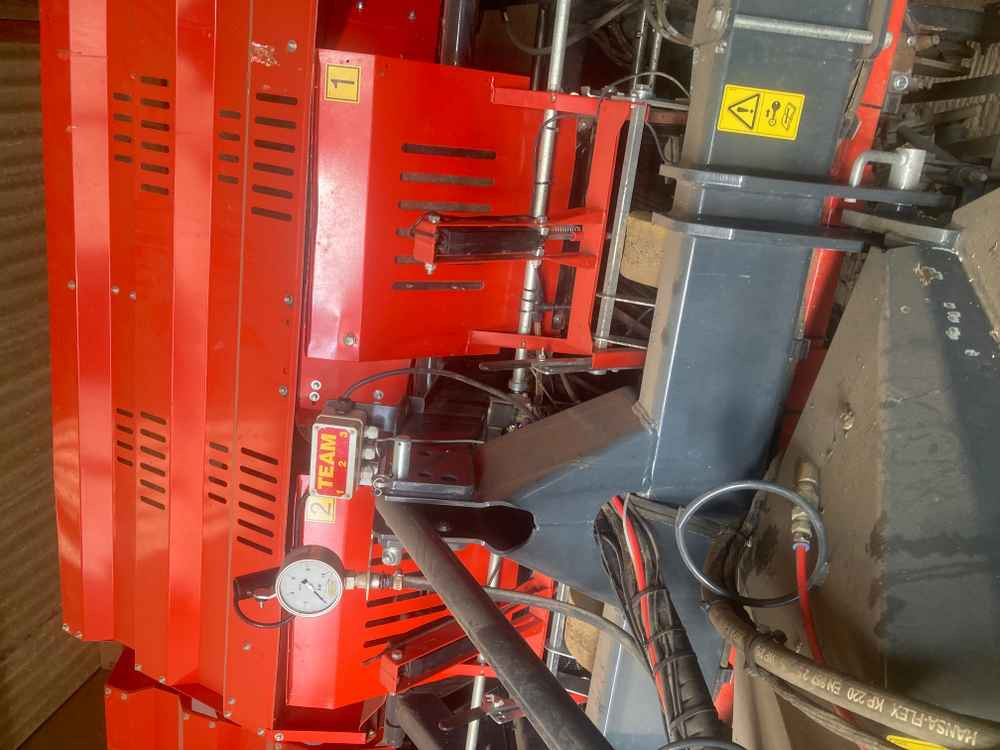 Dewulf Dewulf MS 2000, B.V S1A, 2 Row Potato Belt Planter - Betakarító gép: 4 kép. Dewulf Dewulf MS 2000, B.V S1A, 2 Row Potato Belt Planter - Betakarító gép: 4 kép.