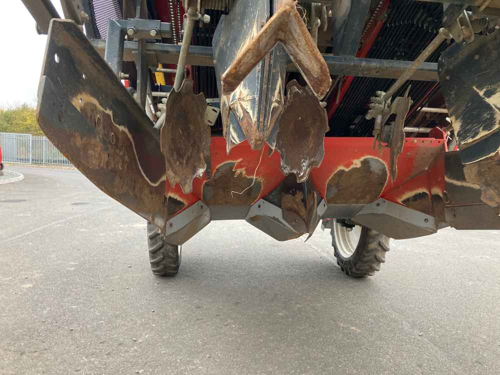 Dewulf Dewulf, MS 2000 RS, 2 Row, Trailed, Belt, Potato Planter - Betakarító gép: 4 kép. Dewulf Dewulf, MS 2000 RS, 2 Row, Trailed, Belt, Potato Planter - Betakarító gép: 4 kép.