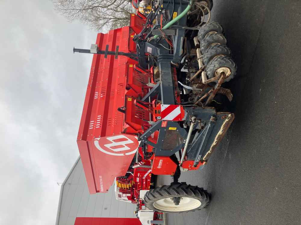 Dewulf Dewulf, MS4000, 4 Row, Trailed, Belt, Potato Planter - Betakarító gép: 1 kép. Dewulf Dewulf, MS4000, 4 Row, Trailed, Belt, Potato Planter - Betakarító gép: 1 kép.