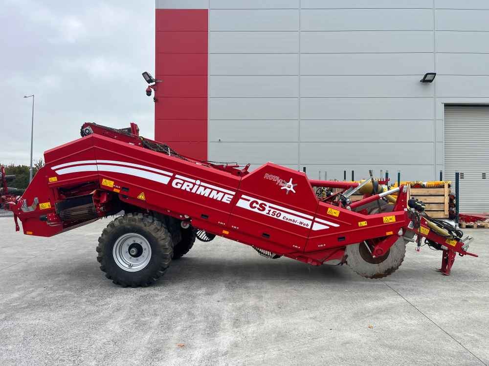 Grimme CS 150 - Burgonyakombájn: 5 kép. Grimme CS 150 - Burgonyakombájn: 5 kép.