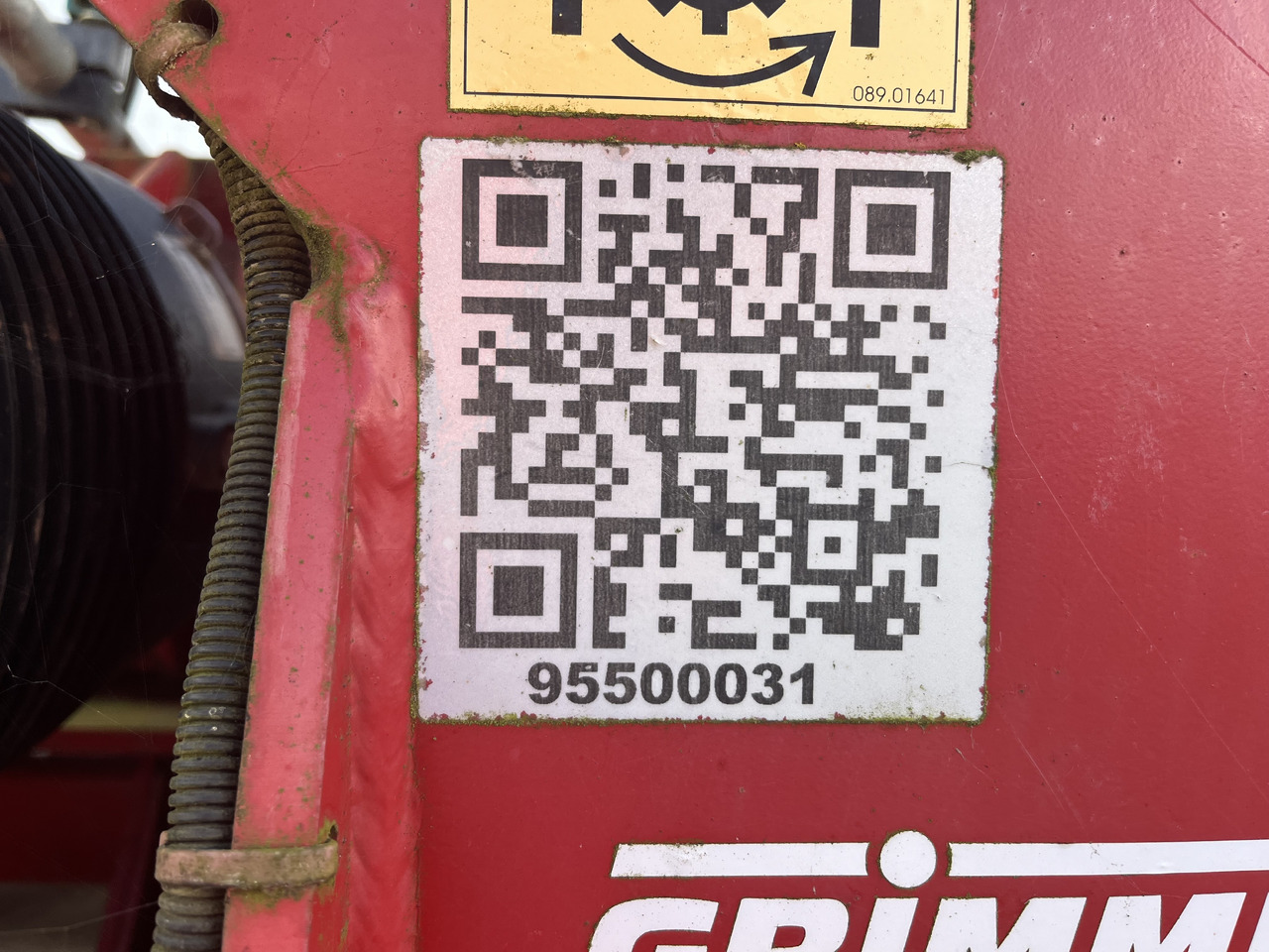 Grimme GF 600 - Betakarító gép: 3 kép. Grimme GF 600 - Betakarító gép: 3 kép.