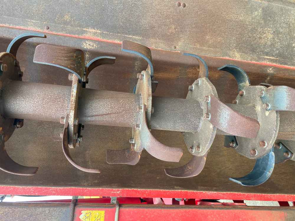Grimme Grimme, GF600, 6 Row/3Bed Tilla, Rotovator - Betakarító gép: 3 kép. Grimme Grimme, GF600, 6 Row/3Bed Tilla, Rotovator - Betakarító gép: 3 kép.