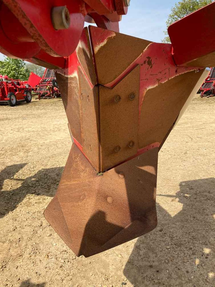 Grimme Grimme, GF600, 6 Row/3Bed Tilla, Rotovator - Betakarító gép: 2 kép. Grimme Grimme, GF600, 6 Row/3Bed Tilla, Rotovator - Betakarító gép: 2 kép.