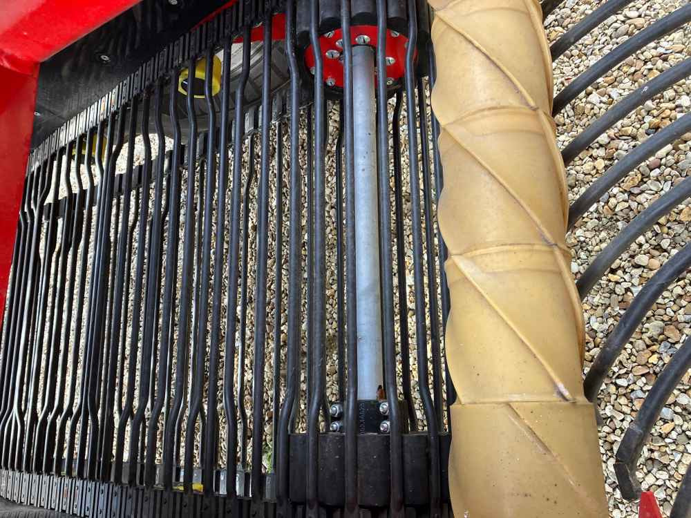 Grimme REXOR 630 / 830 / 930 - Talajművelő gep: 5 kép. Grimme REXOR 630 / 830 / 930 - Talajművelő gep: 5 kép.