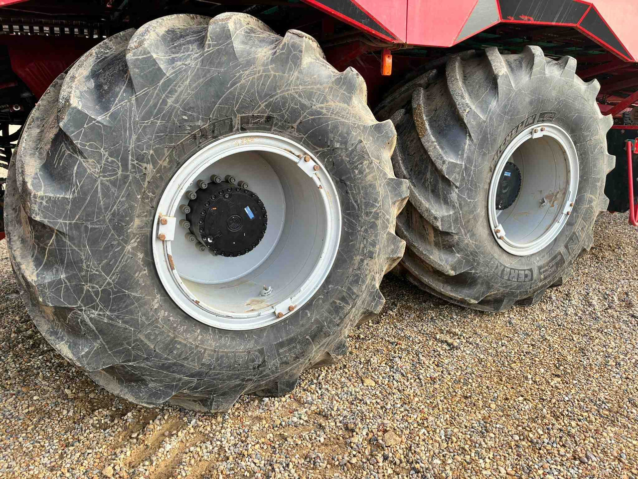 Grimme REXOR 6300 - Talajművelő gep: 2 kép. Grimme REXOR 6300 - Talajművelő gep: 2 kép.