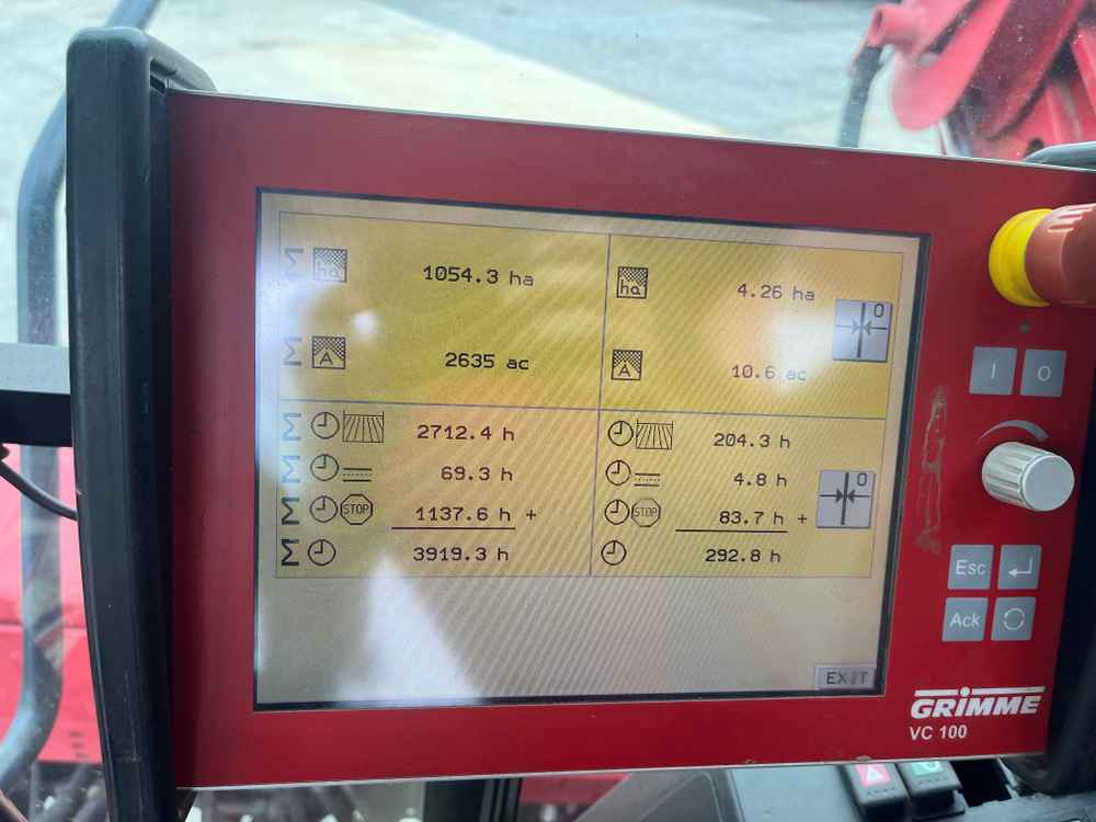 Grimme VARITRON 200 / 220 / 270 - Betakarító gép: 2 kép. Grimme VARITRON 200 / 220 / 270 - Betakarító gép: 2 kép.