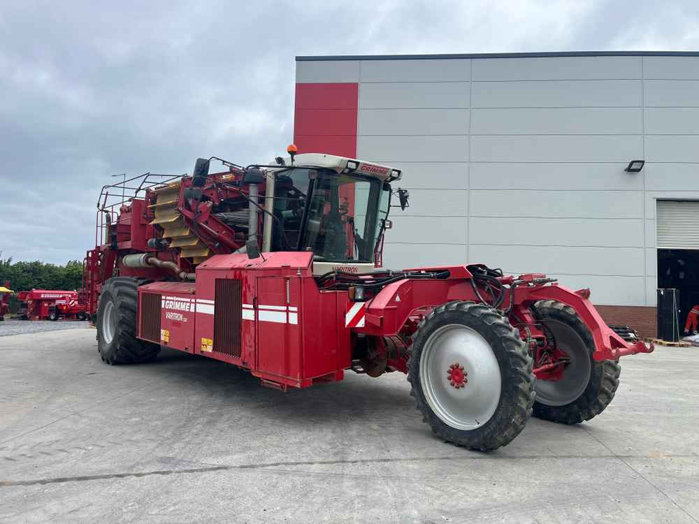 Grimme VARITRON 200 / 220 / 270 - Betakarító gép: 1 kép. Grimme VARITRON 200 / 220 / 270 - Betakarító gép: 1 kép.