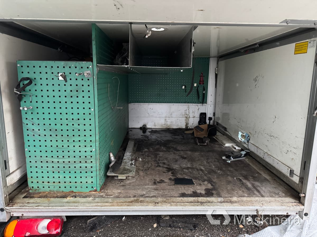 Flakkåpa till Pickup - Alkatrész - Pickup: 3 kép. Flakkåpa till Pickup - Alkatrész - Pickup: 3 kép.