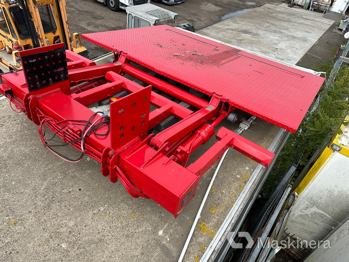Bakgavellyft ZEPRO Z2000-155 MA - Emelőhátfal: 3 kép. Bakgavellyft ZEPRO Z2000-155 MA - Emelőhátfal: 3 kép.