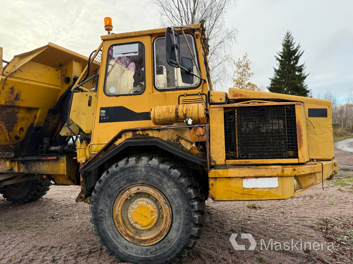 Dumper Volvo A25 5350B 6X6 - Csuklós dömper: 4 kép. Dumper Volvo A25 5350B 6X6 - Csuklós dömper: 4 kép.