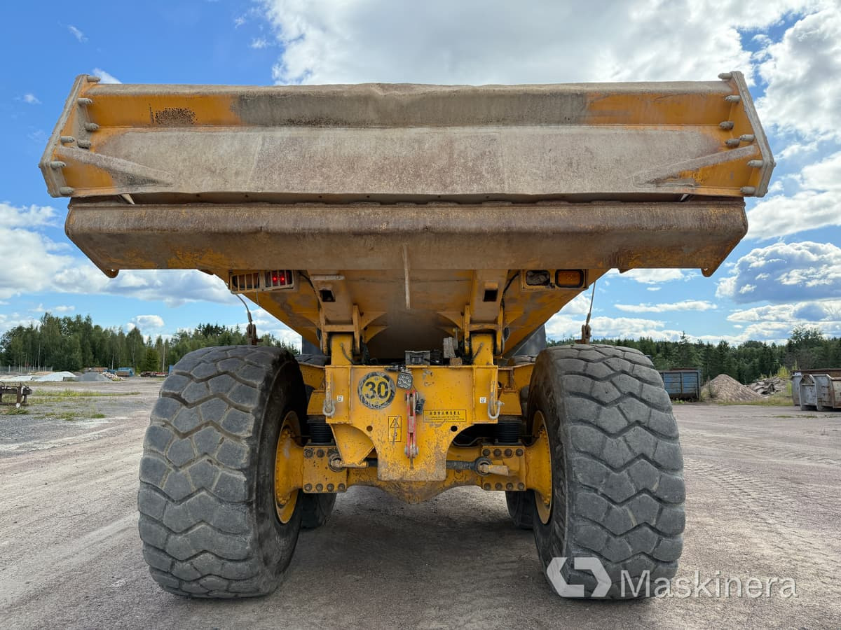 Dumper Volvo A40G - Csuklós dömper: 5 kép. Dumper Volvo A40G - Csuklós dömper: 5 kép.