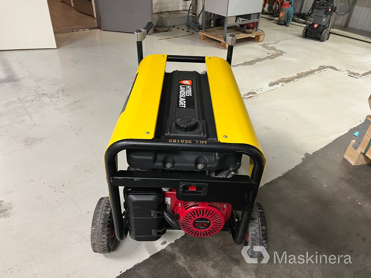 Elverk Atlas Copco QEP R8 - Áramfejlesztő: 2 kép. Elverk Atlas Copco QEP R8 - Áramfejlesztő: 2 kép.