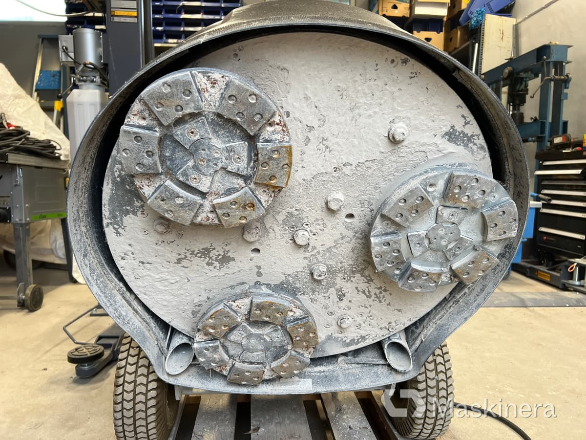 Építőipari berendezések Golvslipmaskin HTC 650E Classic: 19 kép. Építőipari berendezések Golvslipmaskin HTC 650E Classic: 19 kép.