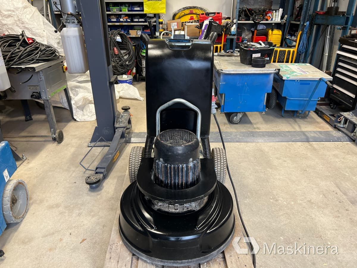 Golvslipmaskin HTC 650E Classic - Építőipari berendezések: 2 kép. Golvslipmaskin HTC 650E Classic - Építőipari berendezések: 2 kép.