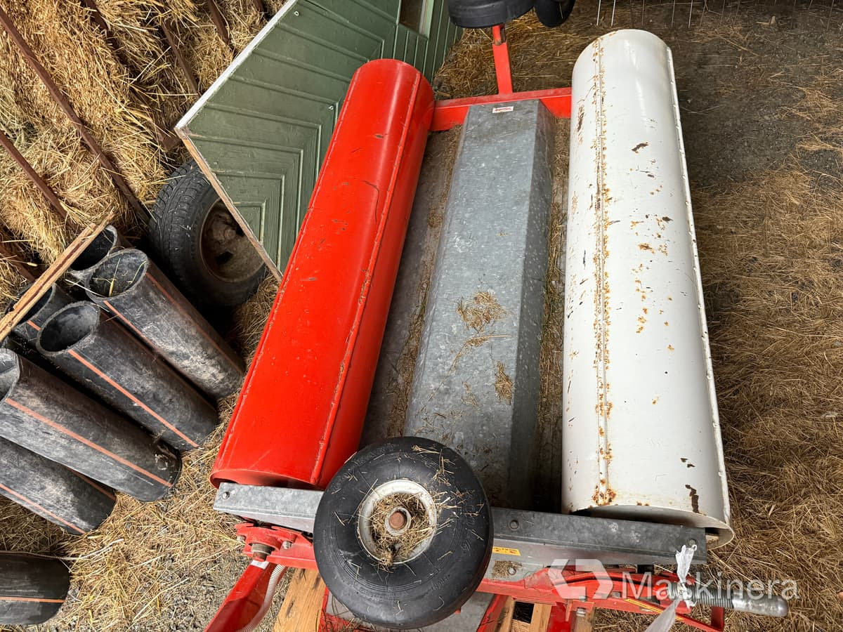 Bálacsomagoló Inplastare Ysta Bale wrap 1600 med sidospakar: 25 kép.