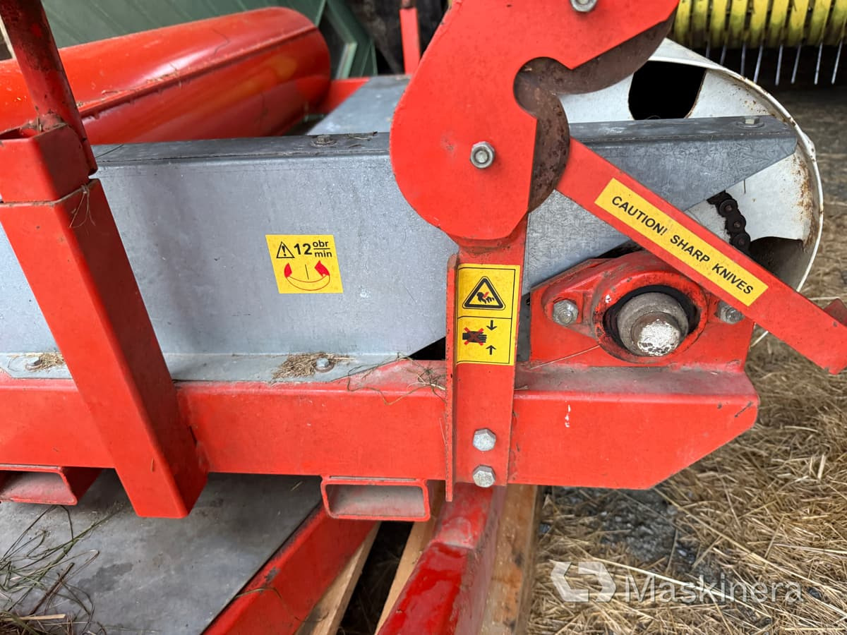 Bálacsomagoló Inplastare Ysta Bale wrap 1600 med sidospakar: 24 kép.