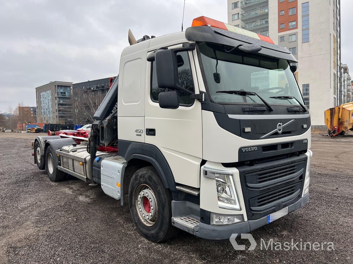 Kranväxlare Volvo FM 450 6x2 - Darus autó: 3 kép. Kranväxlare Volvo FM 450 6x2 - Darus autó: 3 kép.