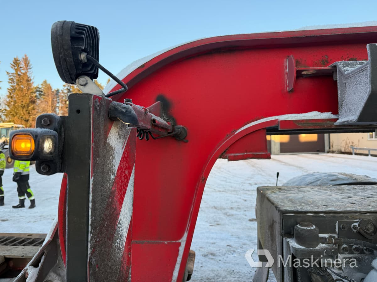 Félpótkocsi mélybölcsős Maskintrailer VM Trailer 42-3-PHKSSZAO-S: 24 kép.