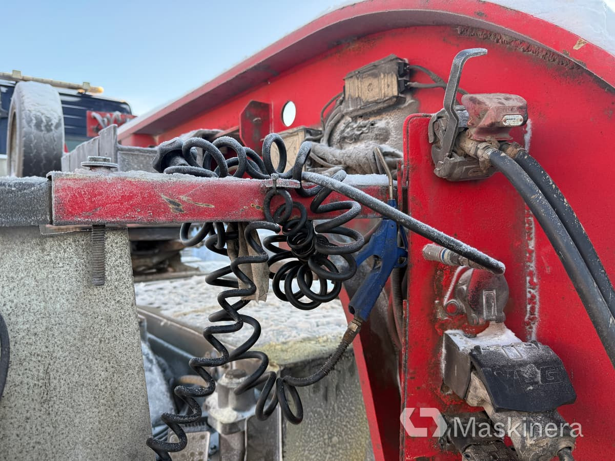 Félpótkocsi mélybölcsős Maskintrailer VM Trailer 42-3-PHKSSZAO-S: 21 kép.