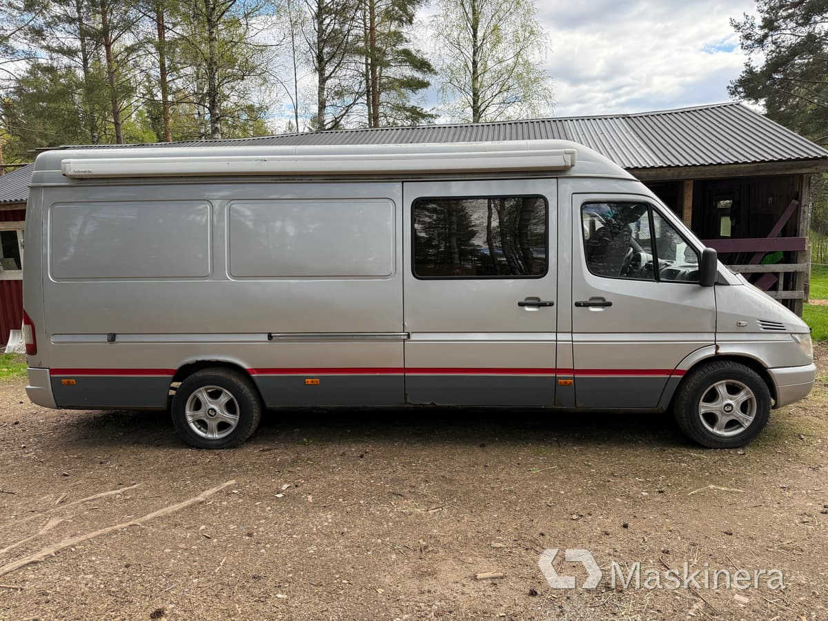 Mercedes Benz Sprinter 313 CDI / Crossbuss (Rep. objekt) - Furgon: 4 kép. Mercedes Benz Sprinter 313 CDI / Crossbuss (Rep. objekt) - Furgon: 4 kép.