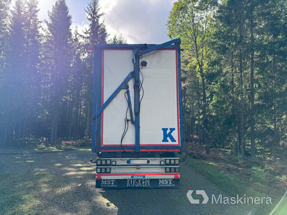 Flisbil Volvo FH16 8X4 med kran & sidtipp - Nyergesvontató, Pótkocsi billenőplatós: 5 kép. Flisbil Volvo FH16 8X4 med kran & sidtipp - Nyergesvontató, Pótkocsi billenőplatós: 5 kép.