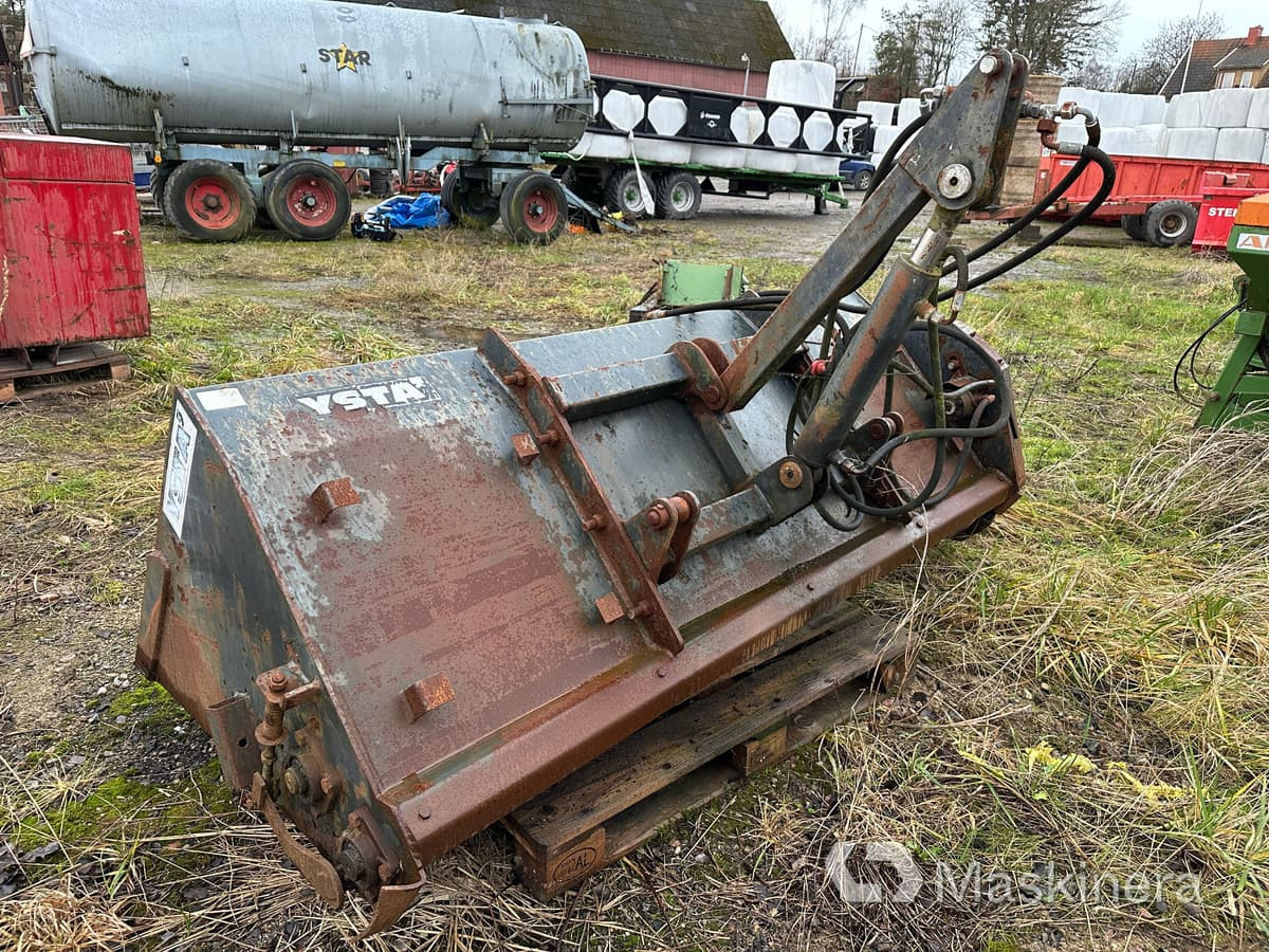 Sandspridare Valsspridare YSTA - Homok-/ Sószóró: 5 kép. Sandspridare Valsspridare YSTA - Homok-/ Sószóró: 5 kép.