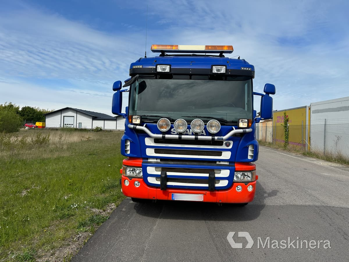 Scania P400LB6X2*4HNB Lastväxlare Scania P400 6X2*4 - Horgos rakodó teherautó: 2 kép. Scania P400LB6X2*4HNB Lastväxlare Scania P400 6X2*4 - Horgos rakodó teherautó: 2 kép.