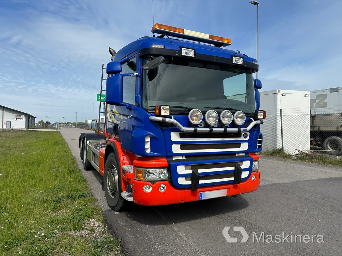 Scania P400LB6X2*4HNB Lastväxlare Scania P400 6X2*4 - Horgos rakodó teherautó: 3 kép. Scania P400LB6X2*4HNB Lastväxlare Scania P400 6X2*4 - Horgos rakodó teherautó: 3 kép.