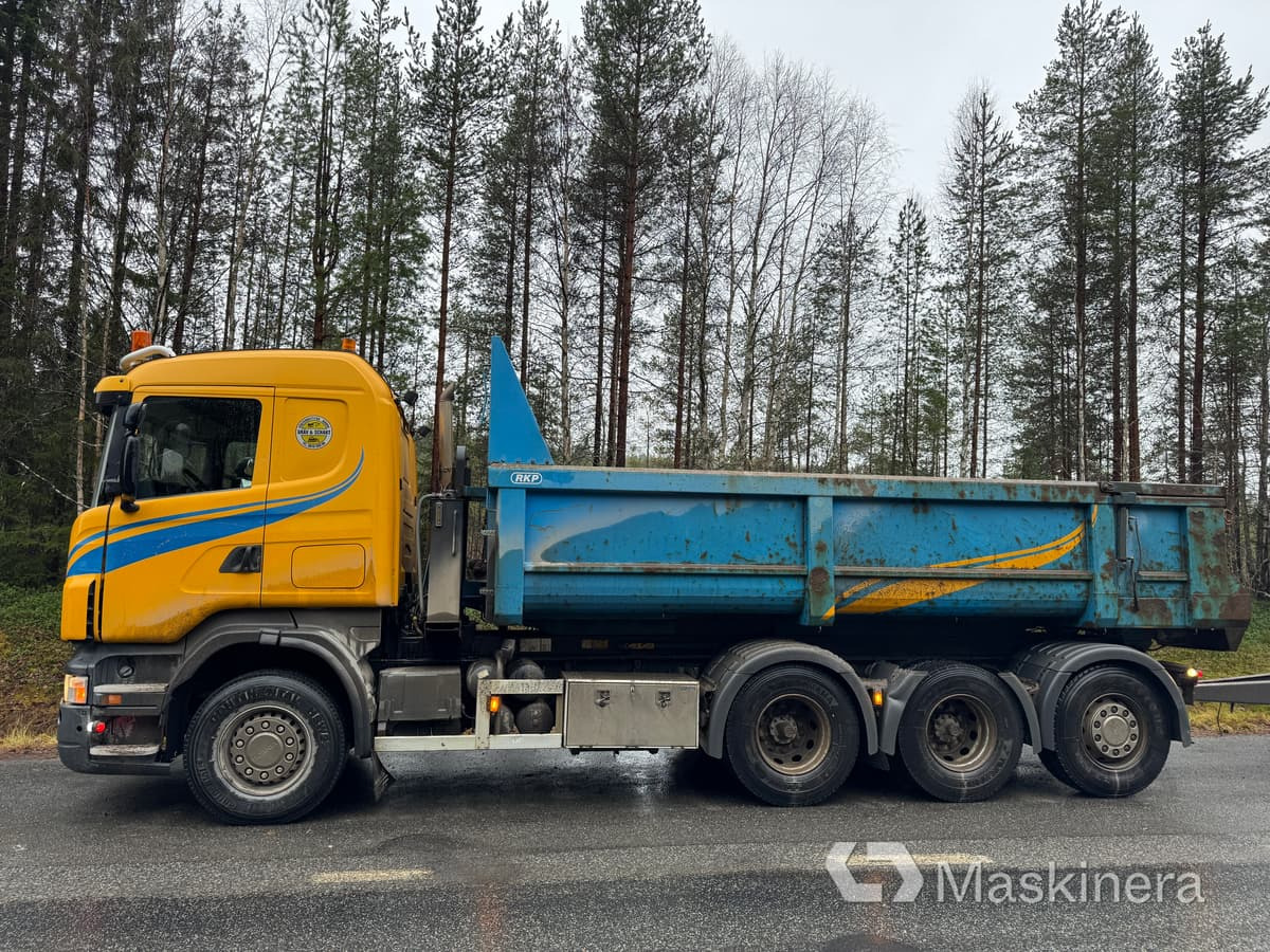 Scania R500LB8X4*4HHA Kassett bil Scania R500 tridem med vagn - Billenőplatós teherautó: 3 kép. Scania R500LB8X4*4HHA Kassett bil Scania R500 tridem med vagn - Billenőplatós teherautó: 3 kép.