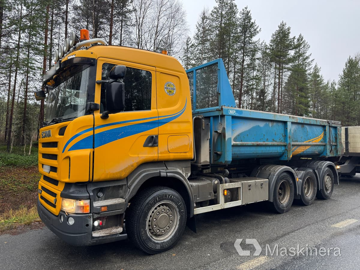 Scania R500LB8X4*4HHA Kassett bil Scania R500 tridem med vagn - Billenőplatós teherautó: 1 kép. Scania R500LB8X4*4HHA Kassett bil Scania R500 tridem med vagn - Billenőplatós teherautó: 1 kép.
